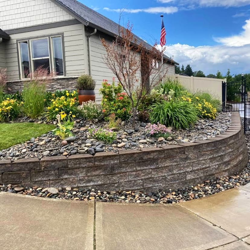 Best Landscaper Award 2022's image